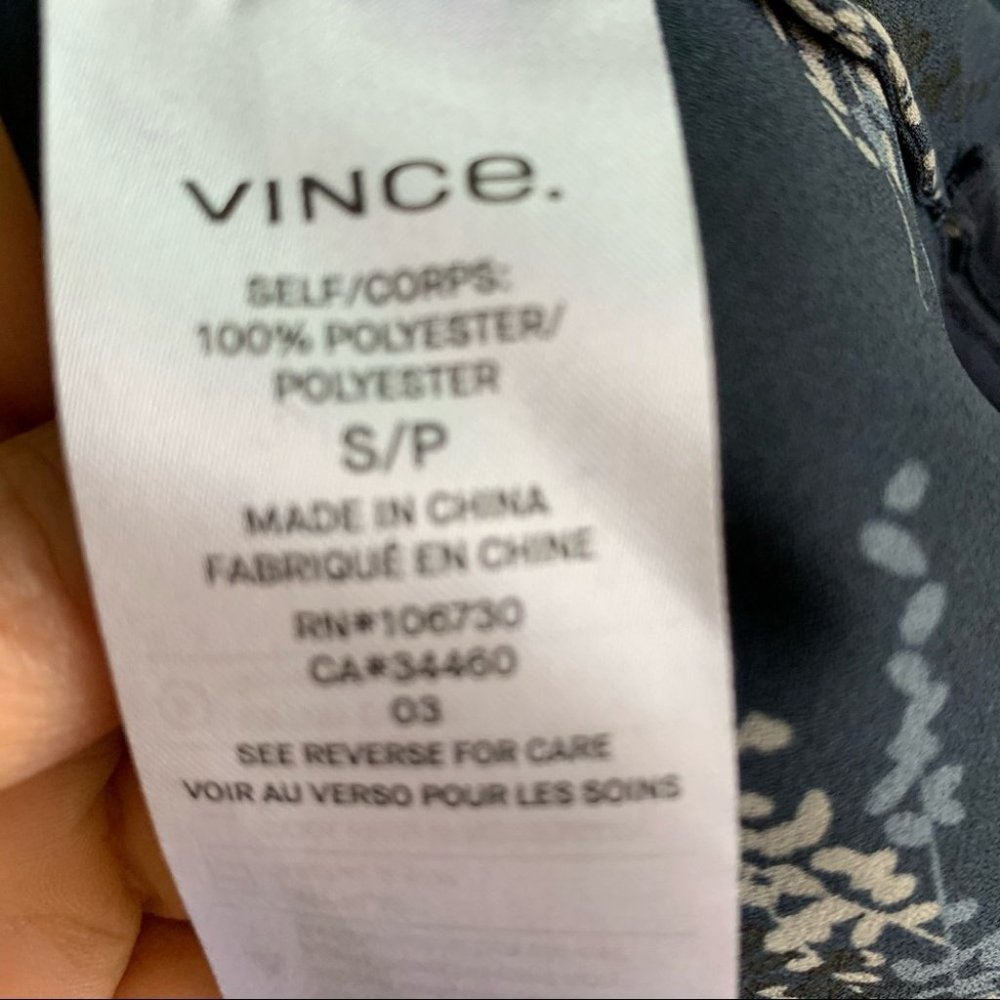 Vince Spring Floral Coastal Blouse Light - Picture 6 of 7